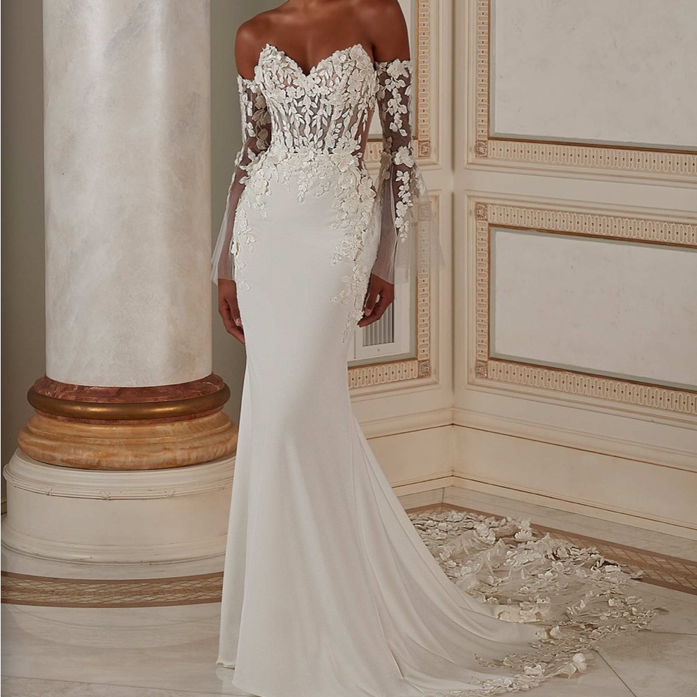 Mori Lee Madma Ivory Floral Lace Wedding Dress